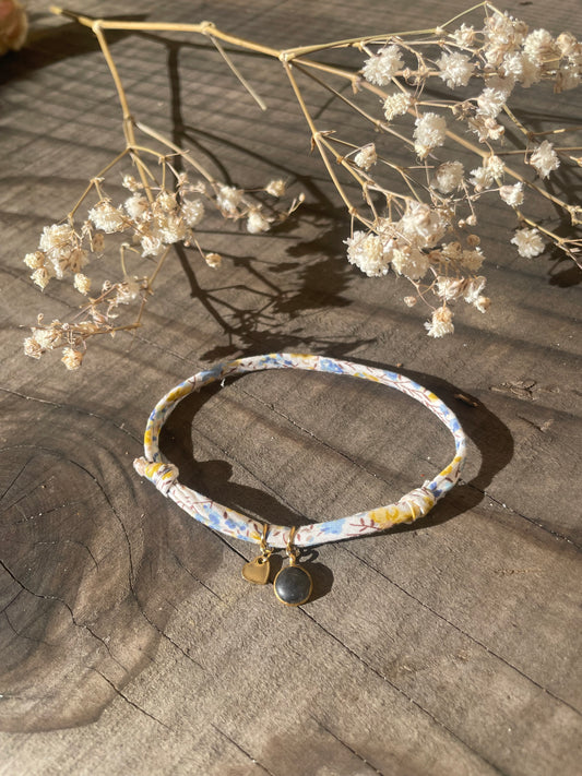 bracelet souvenir en cordon (poils, crins, cendres animales).