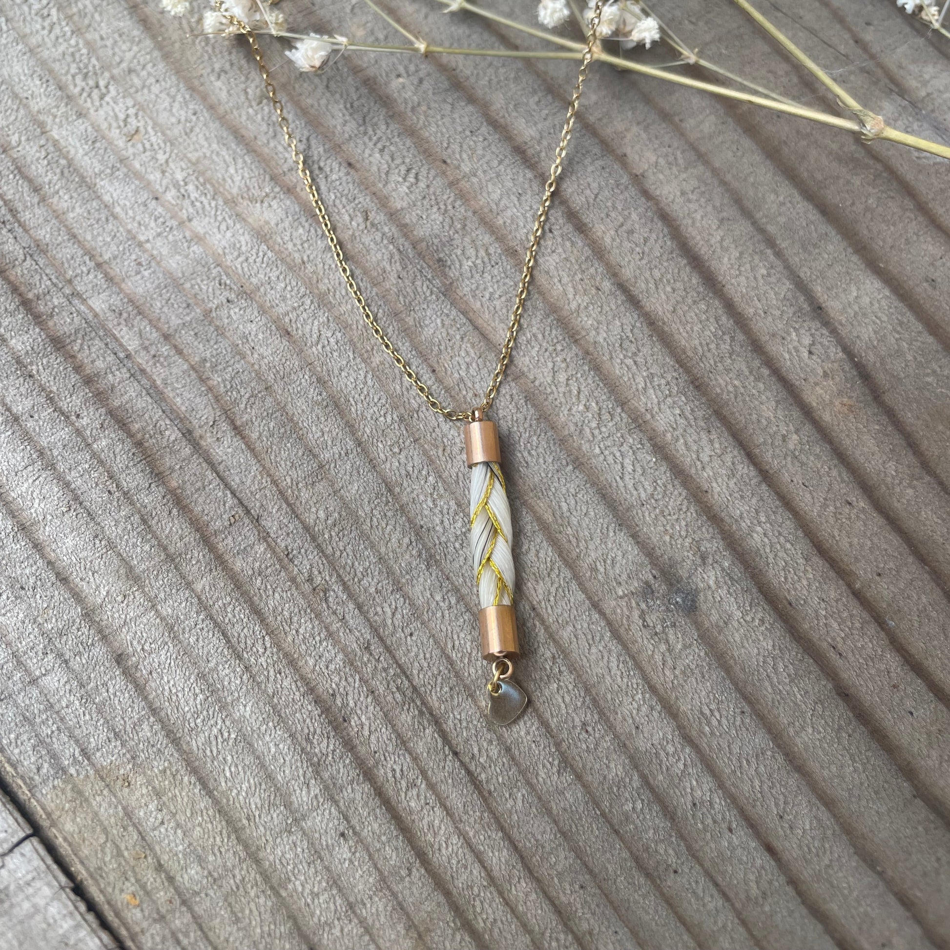 collier en crin de cheval