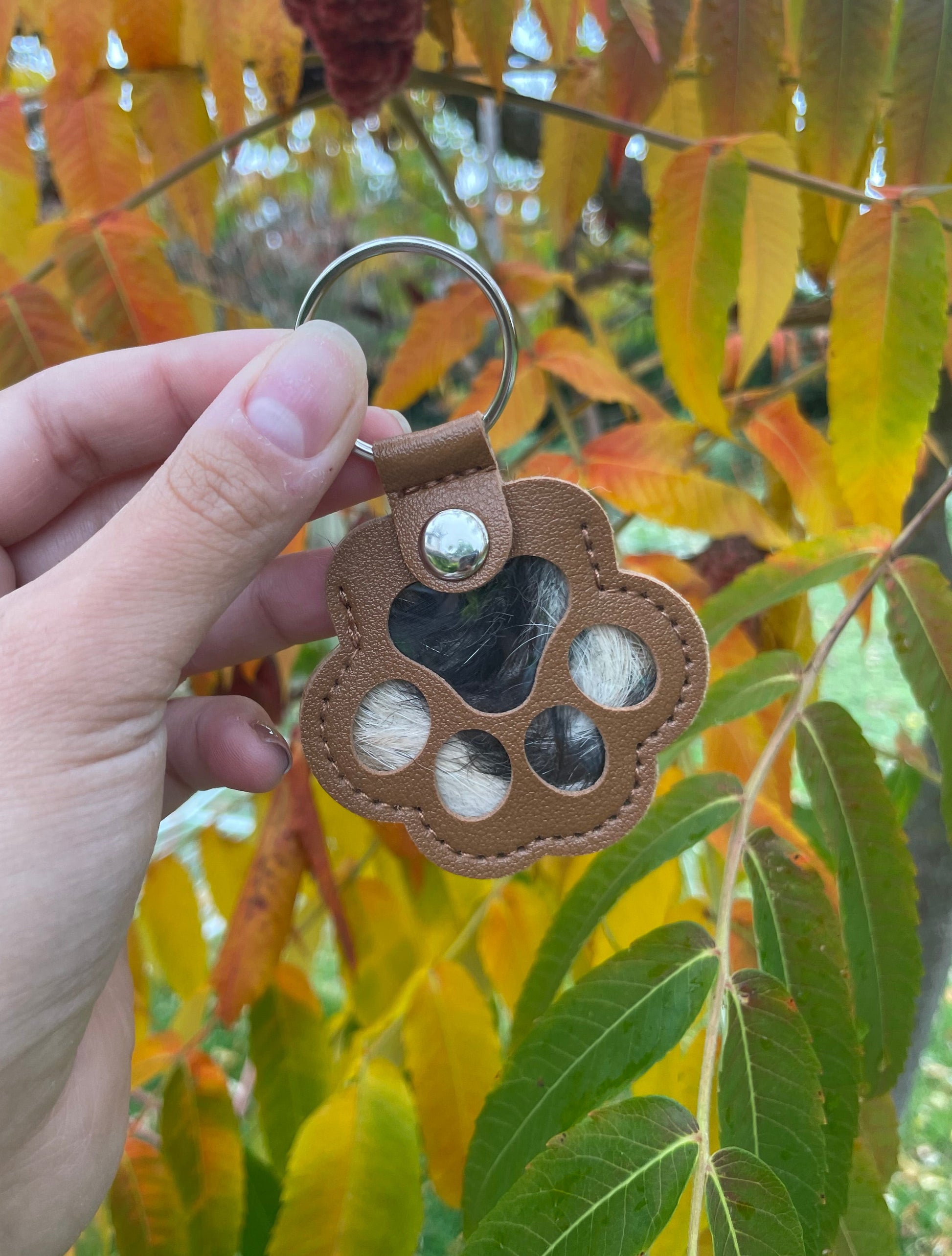 porte clé empreinte, poil animaux marron