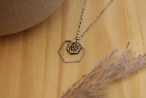 Om | Collier