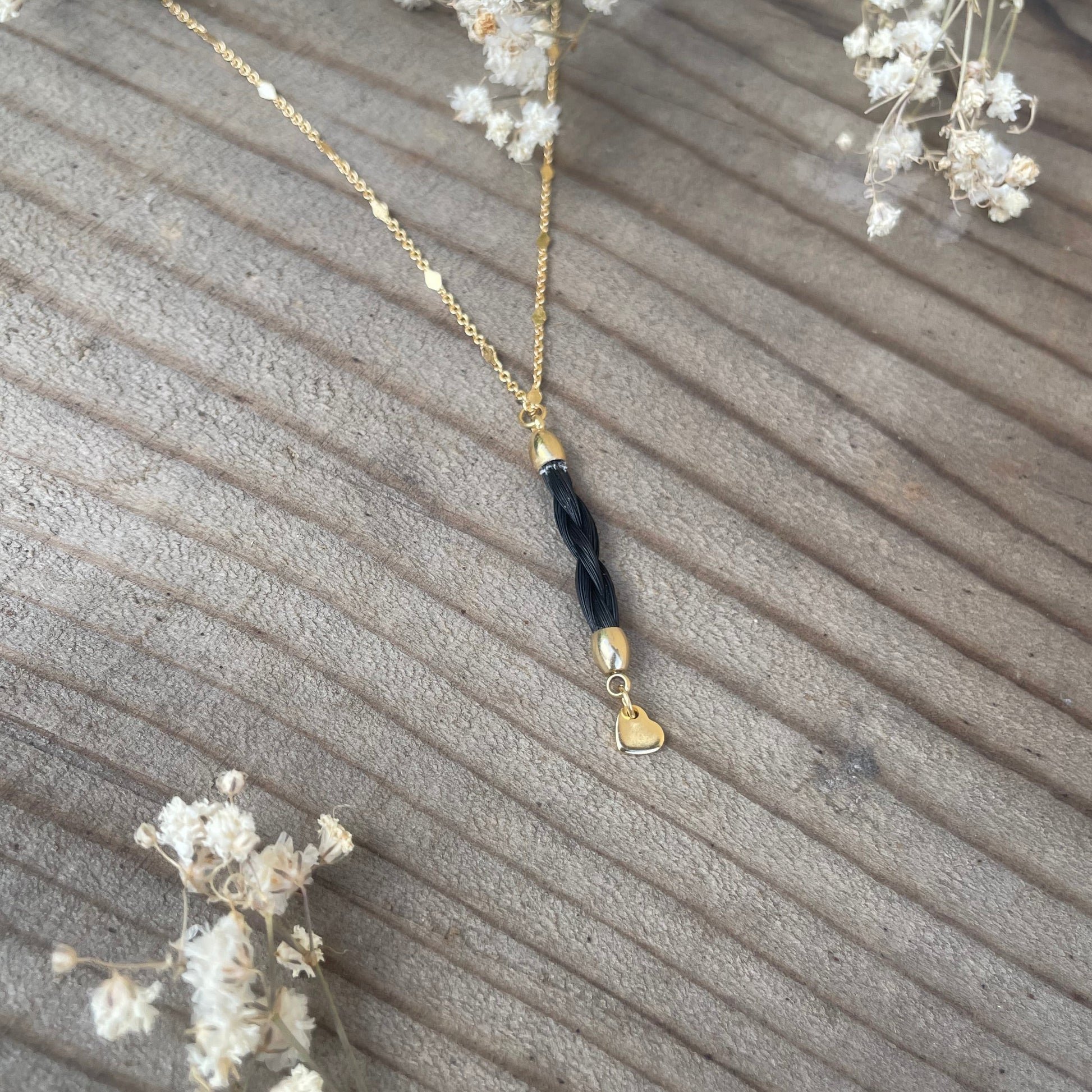 collier en crin de cheval 